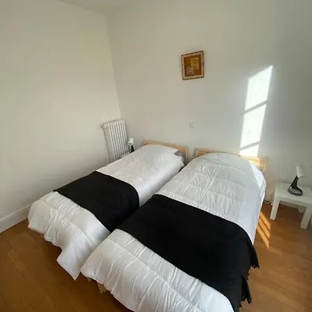 Spacieux Et Lumineux Centre Jaude 100m2 *